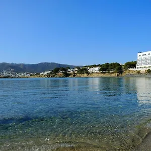 Grifeu 3* Llançà